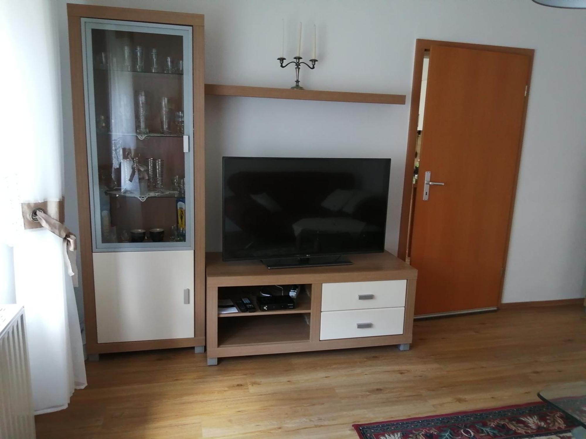 Moni Apartment *